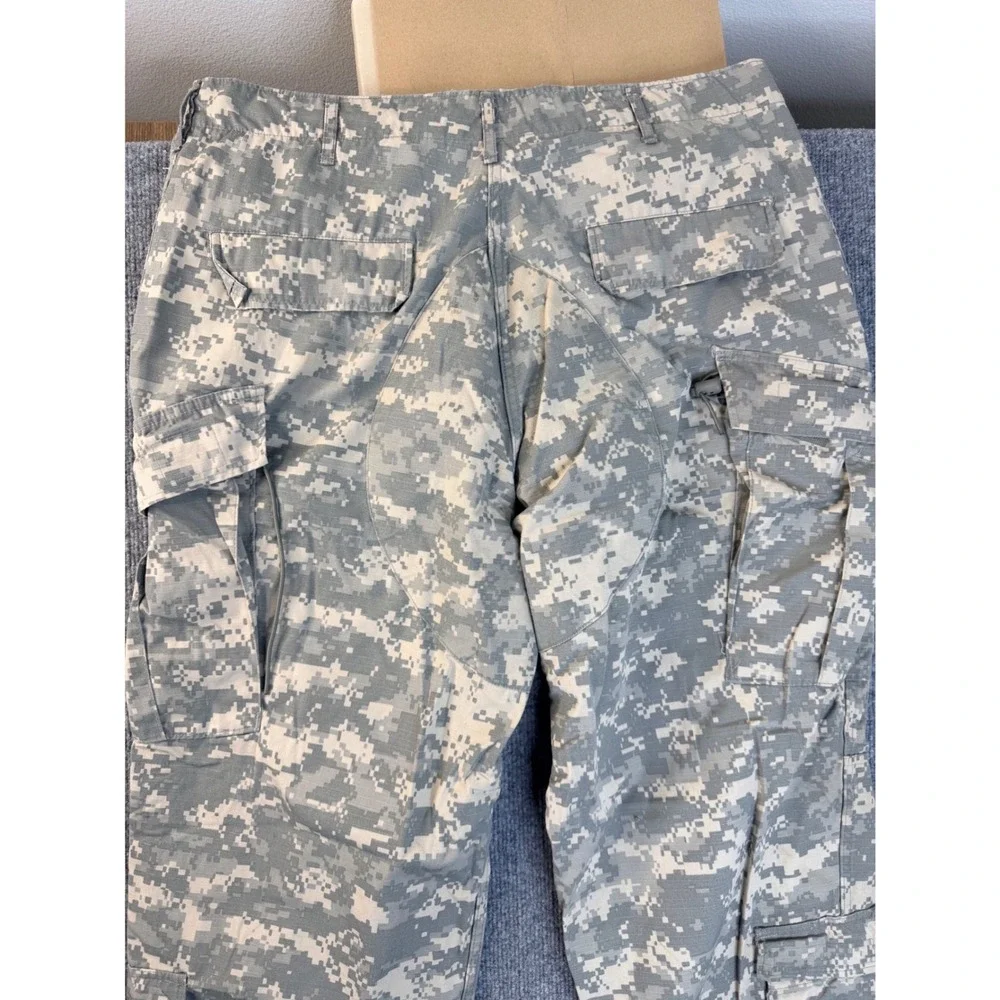 US Army Combat Uniform ACU Digital Camo Cargo Pants Large Regular Ripstop Mens